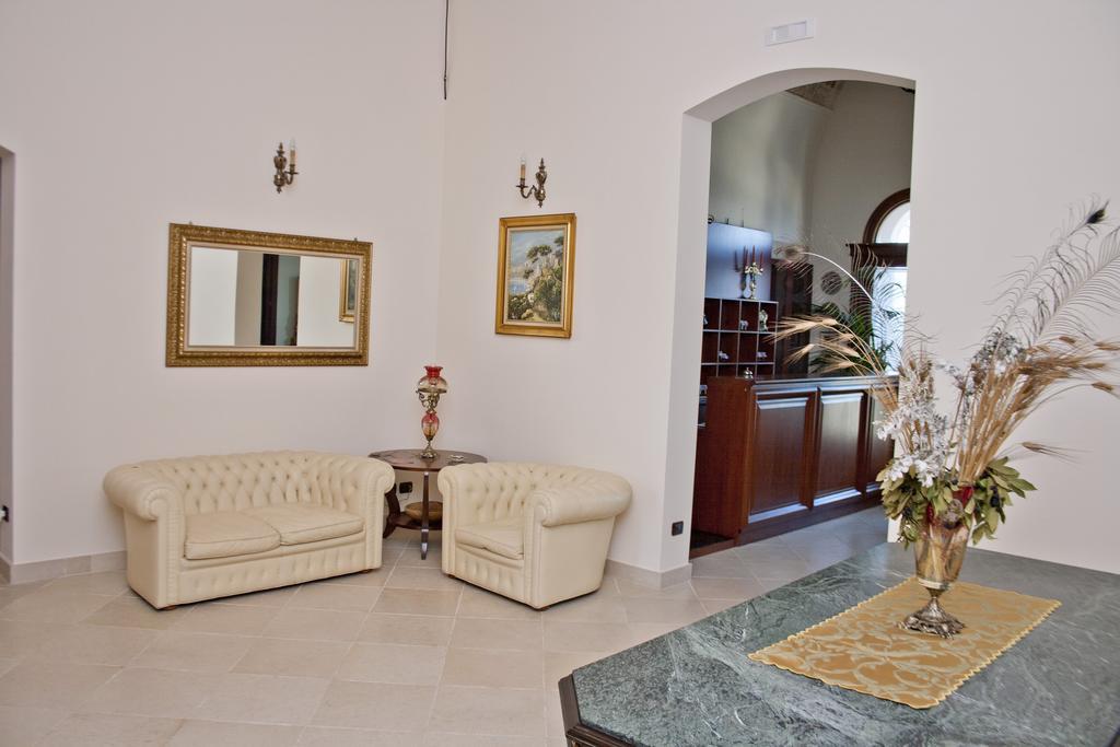 Tenuta Lama Gorga Trani Exteriör bild